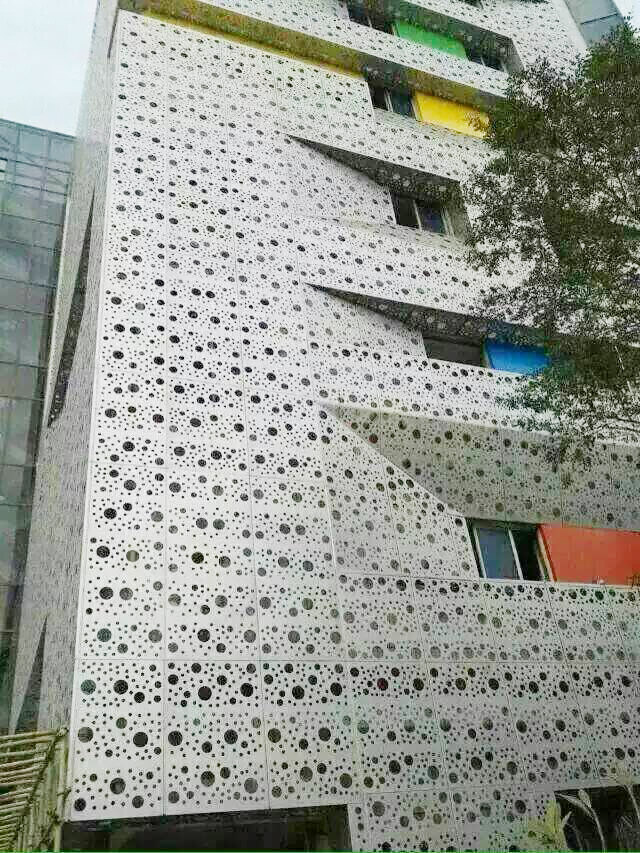 氟碳冲孔秋葵视频在线观看下载